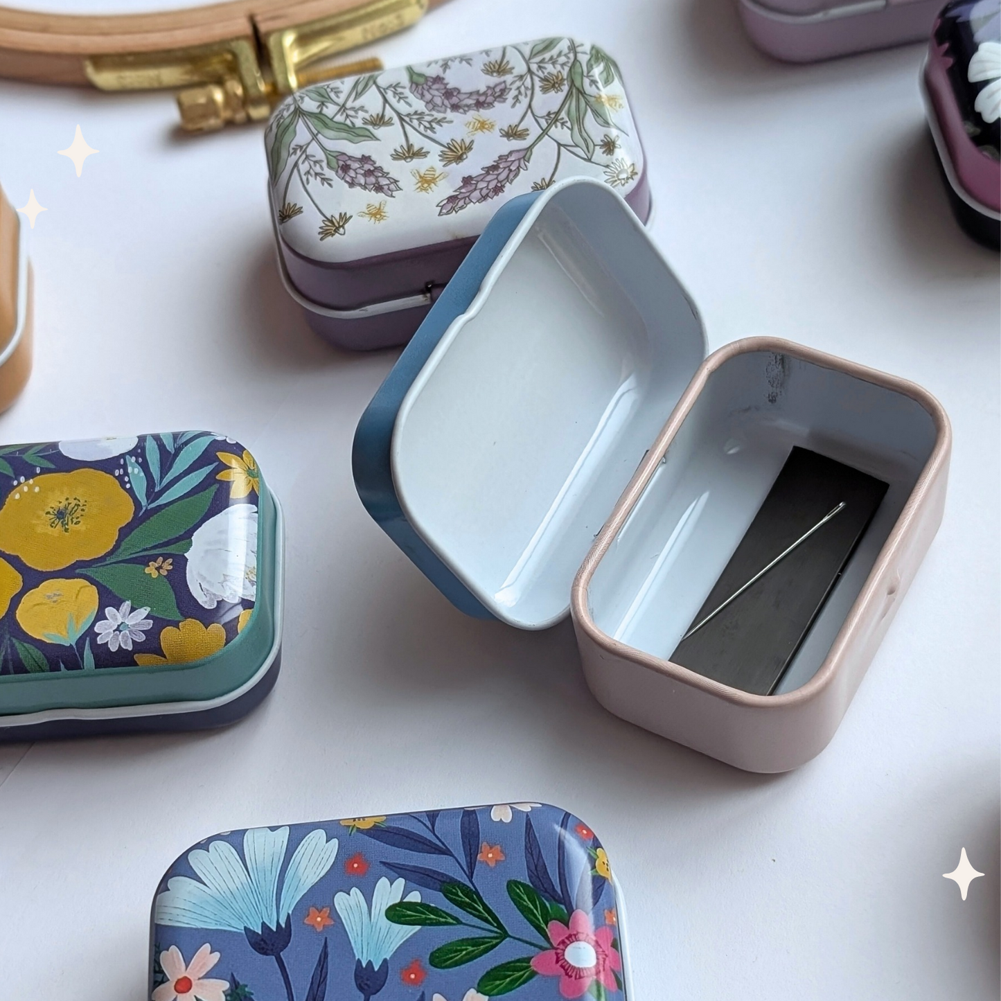 Kleine Nadeldose mit Magnetstreifen, Nadelaufbewahrung, buntes Nadelkästchen